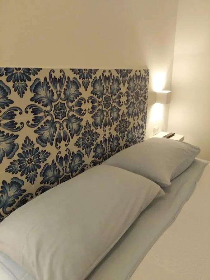Le Dimore Di Gianni Centro Favignana 0*,  Italië
